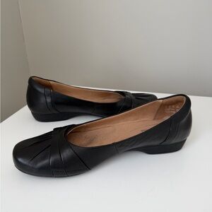 Clarks Black Leather Loafers for Women